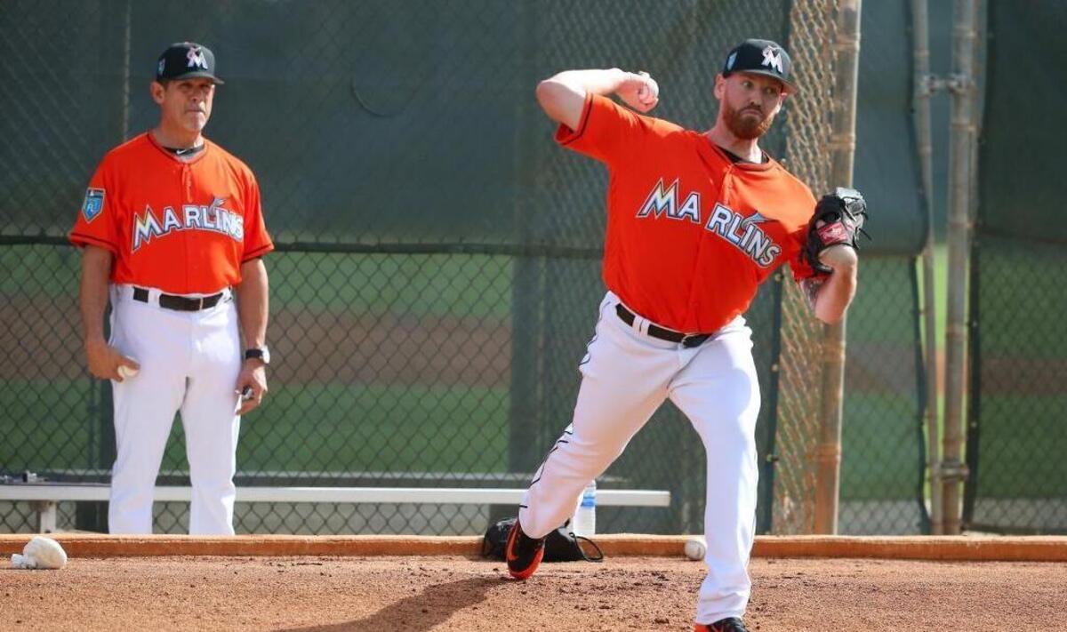 The Marlins will keep a watchful eye on starting pitcher Dan Straily, who has mild infllammation in his pitching forearm.