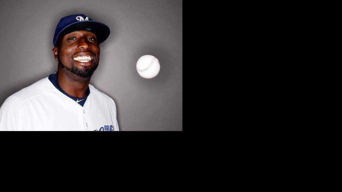 
Milwaukee Brewers’ Dontrelle Willis poses during photo day Friday, Feb. 27, 2015 in Phoenix.
