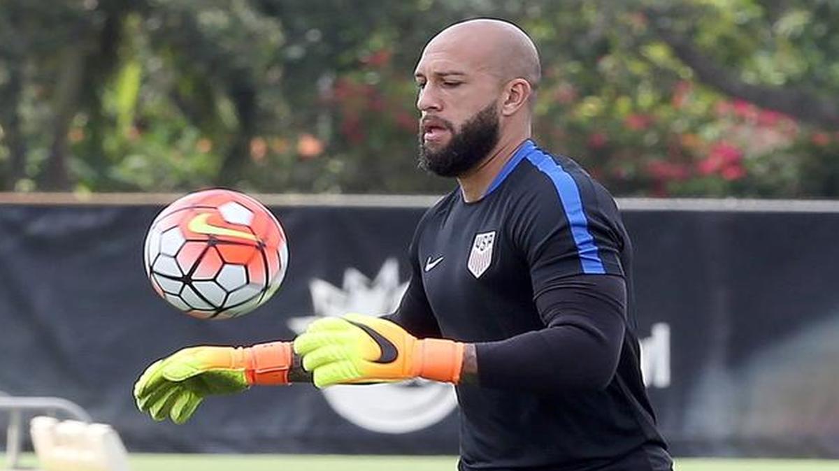 U.S. coach Jurgen Klinsmann is deciding between World Cup veteran Tim Howard, above, or Brad Guzan to be his goalie for the upcoming Copa America.