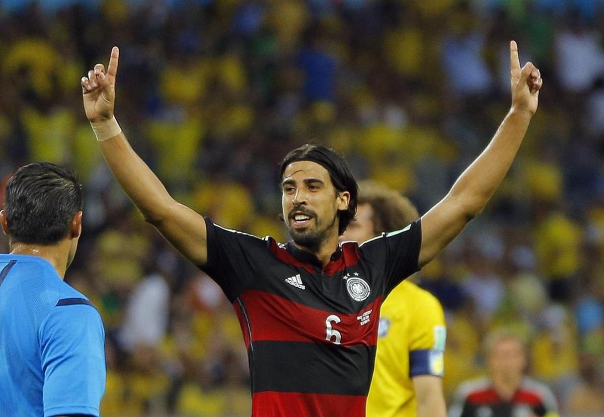 Sami Khedira transferred to Real Madrid in 2010, spent five seasons there and won seven domestic and international titles. Signed with Juventus in 2015.