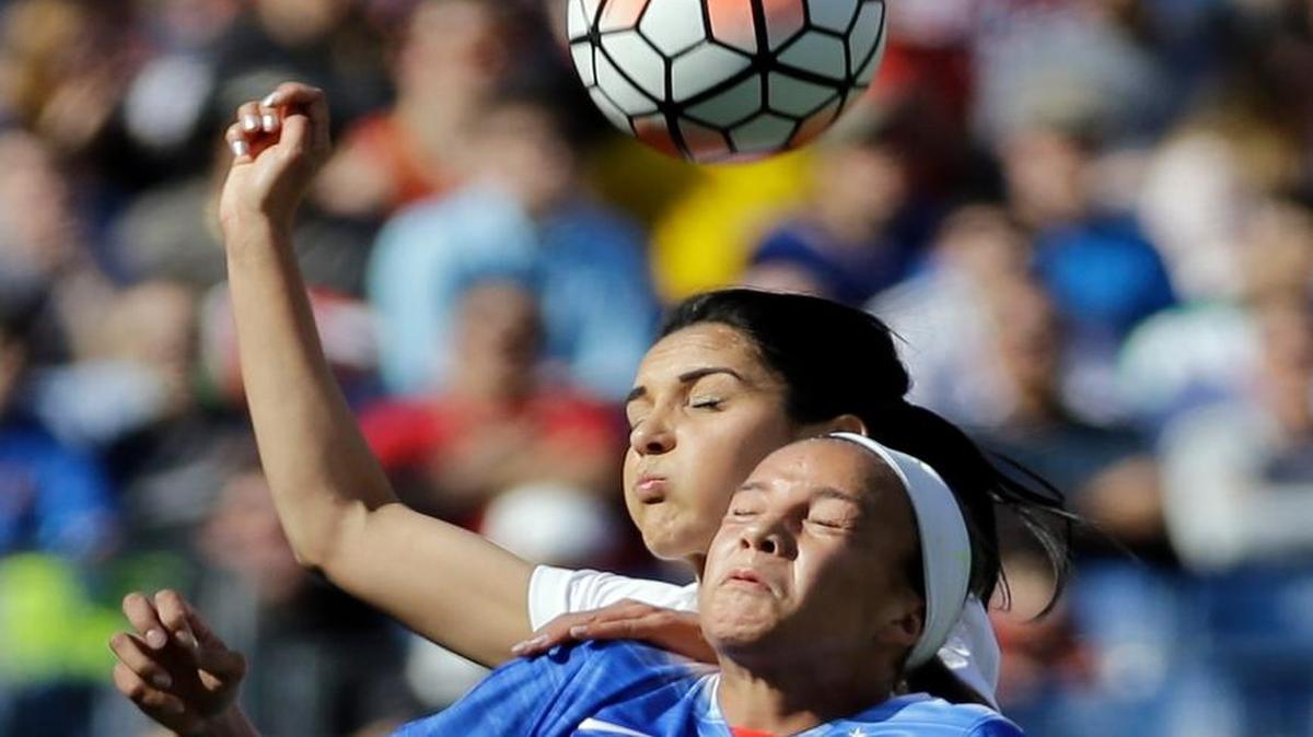 USA’s 17-year-old forward Mallory Pugh, front, plays against France on Sunday. She joined the team in January and has started five consecutive matches.