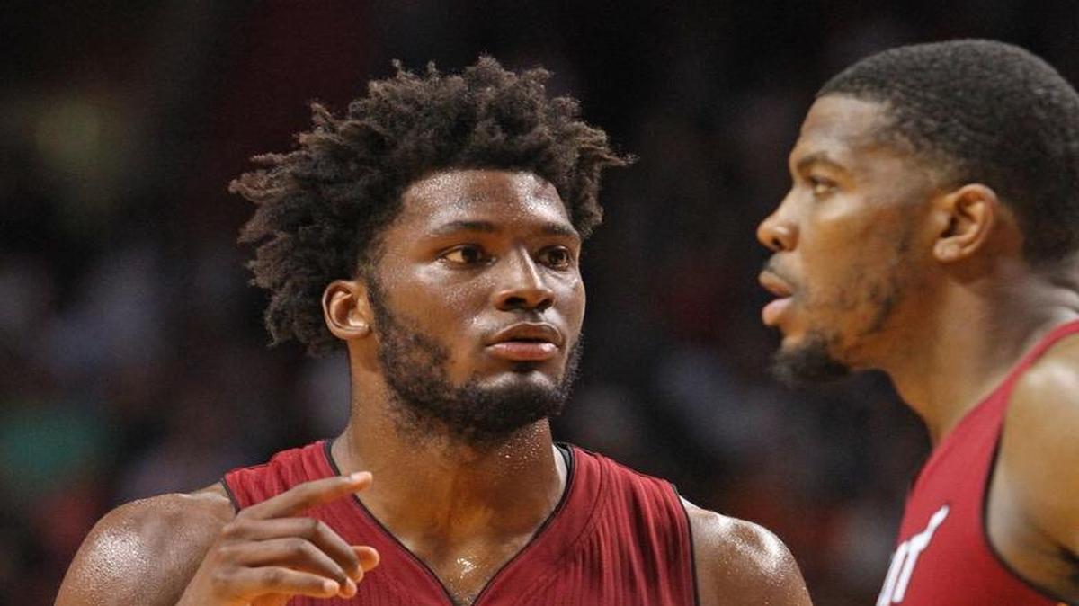 Justise Winslow was back on the court Wednesday night in Boston after missing Tuesday night’s game with a sore ankle.