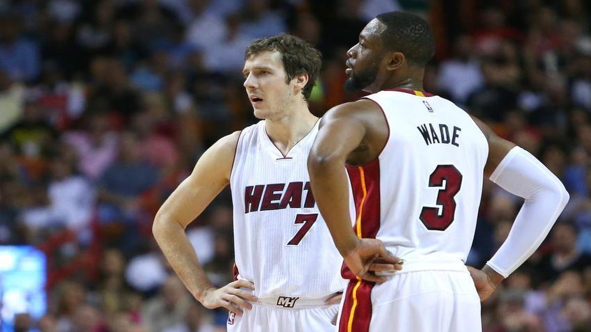 
Miami Heat guards Goran Dragic and Dwyane Wade talk during an NBA basketball game at the AmericanAirlines Arena in Miami on Tuesday, March 31, 2015.
