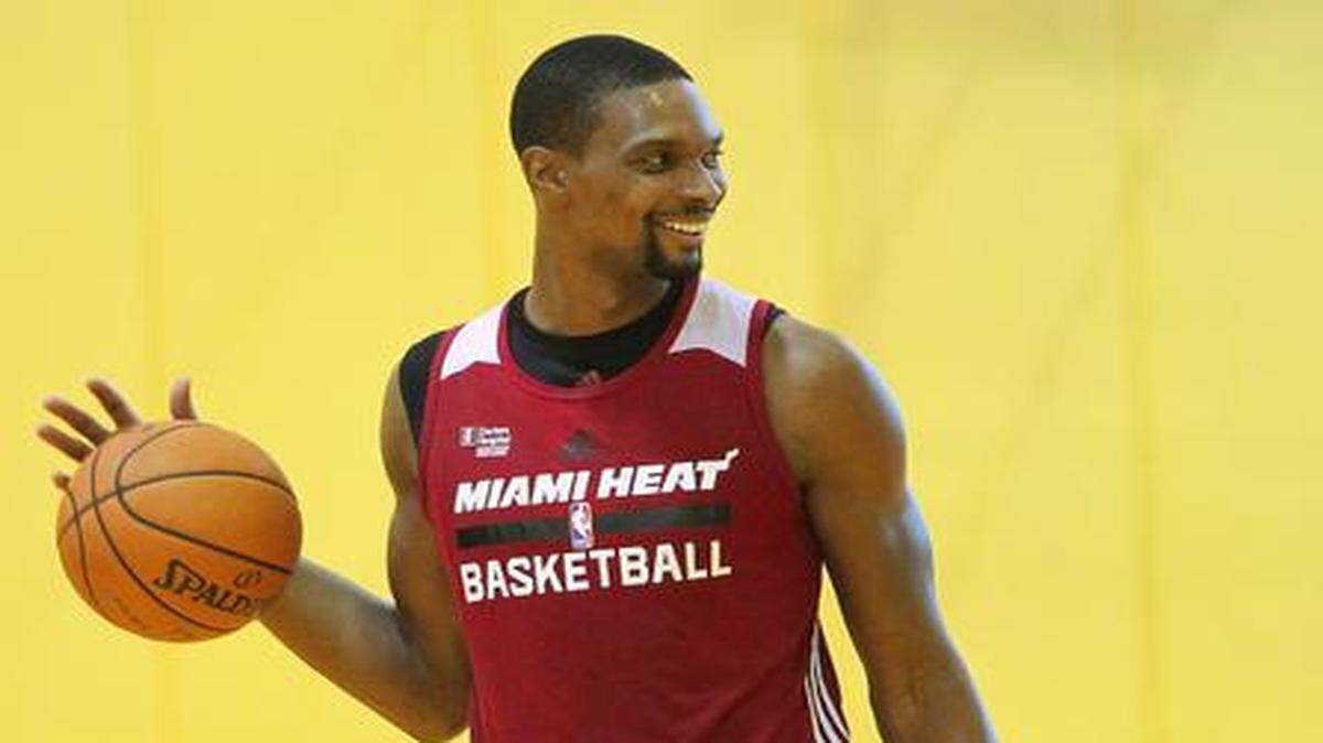 
Miami Heat center Chris Bosh looks on during team practice at AmericanAirlines Arena in Miami on Tuesday, November 11, 2014, in preparation for a regular season game against the Indiana Pacers on Wednesday.
