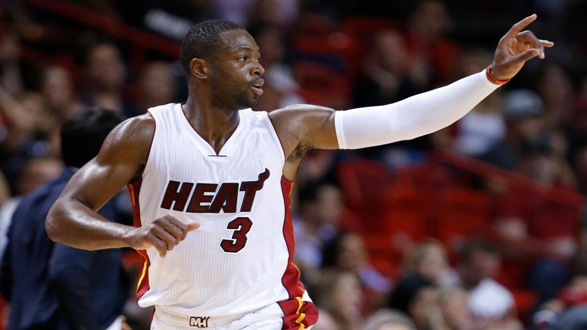 Miami Heat guard Dwyane Wade Wade finished fifth overall in All-Star votes league-wide behind Kobe Bryant, Stephen Curry, Kevin Durant and LeBron James.