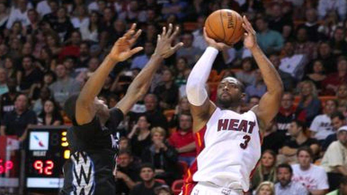 
After missing seven games with an injured hamstring, Heat guard Dwyane Wade is expected to return Sunday against the Knicks.
