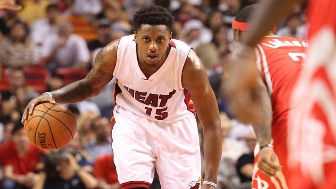 The Miami Heat have agreed to trade guard Mario Chalmers to the Memphis Grizzlies.