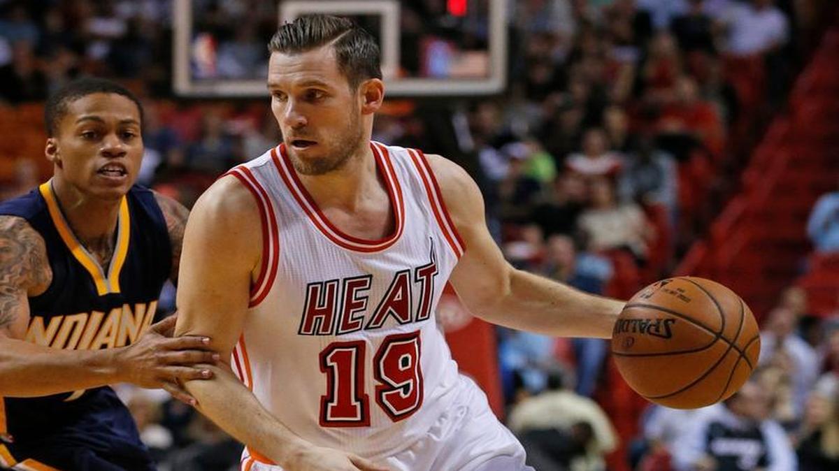Miami Heat's Beno Udrih (19) drives to the basket against the Indiana Pacers during the first half of an NBA basketball game, Monday, Feb. 22, 2016, in Miami. The Heat defeated the Pacers 101-93.