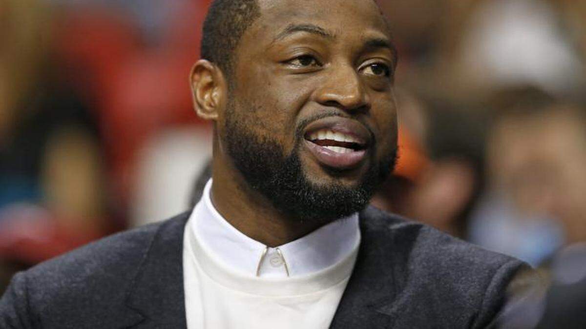 
Said Dwyane Wade: “I think I owe it to the Heat fans to at least play in a Heat jersey first than go out there in the All-Star Game and play a couple minutes.”
