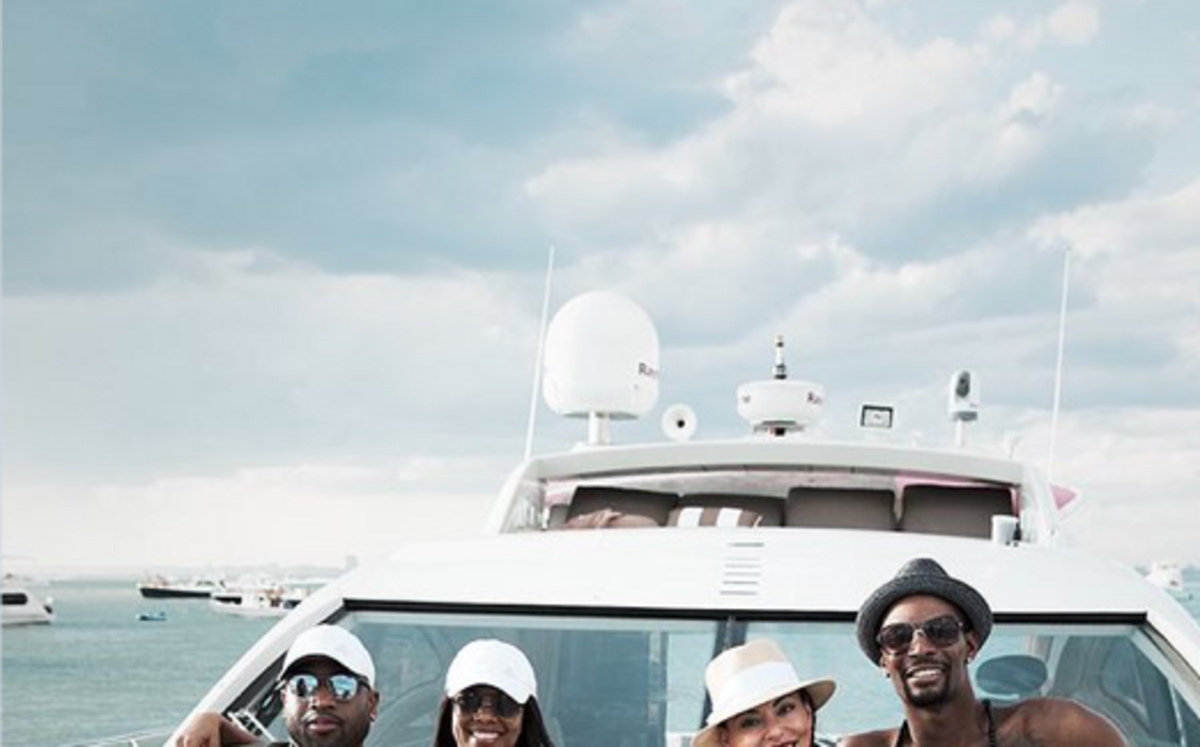 Dwyane Wade, Chris Bosh and their wives boated together over NBA All-Star Weekend, and shared pix on Twitter.
