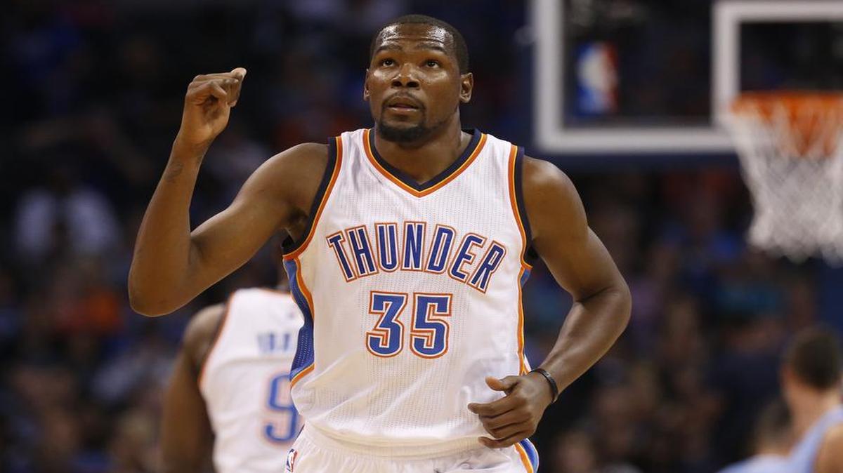 Former MVP Kevin Durant should be the prize of the offseason free agent class, but if the Heat signed him it could mean the departure of Hassan Whiteside.