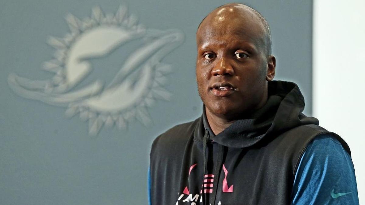 Dolphins tackle Ja’Wuan James is ailing after injuring his left hamstring on Sunday, Nov. 5, 2017.