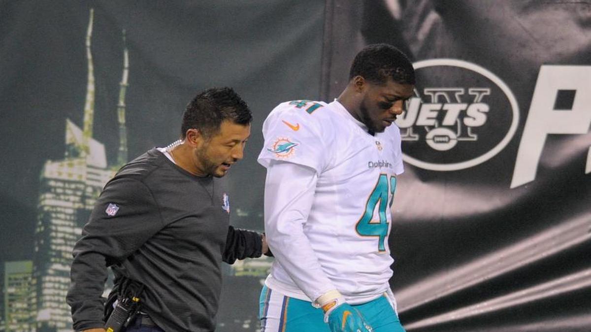 Byron Maxwell injured his ankle last Saturday against the Jets.