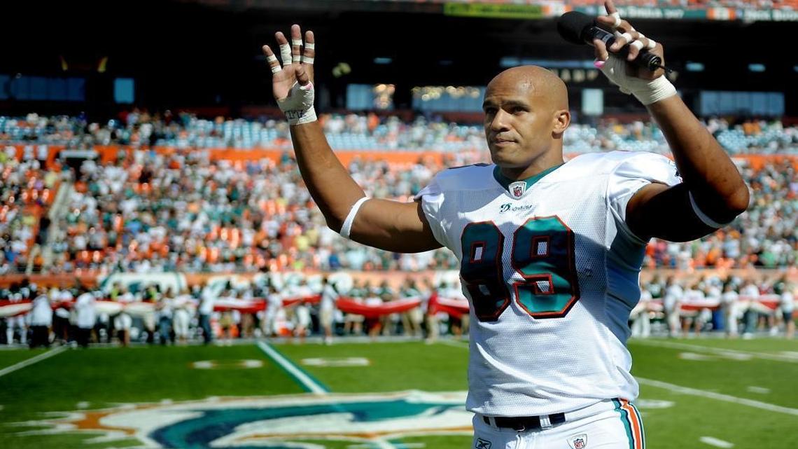 Jason Taylor asked Jimmy Johnson to introduce him at Saturday’s Hall of Fame induction.