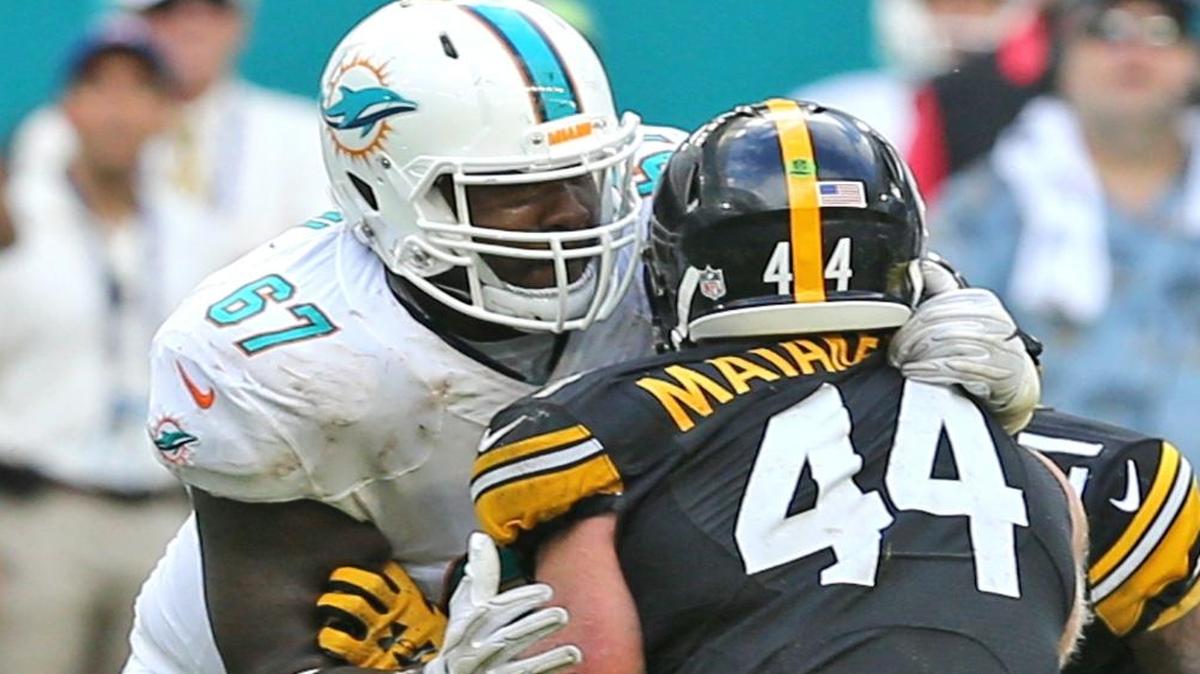 Laremy Tunsil injured his shoulder and left the game Sunday.