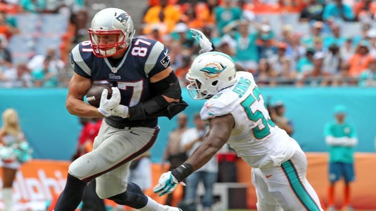 Jenkins, a fourth-round pick in the 2013 NFL Draft, has started 25 games during the past two seasons, recording 181 tackles, defending four passes and forcing three fumbles.