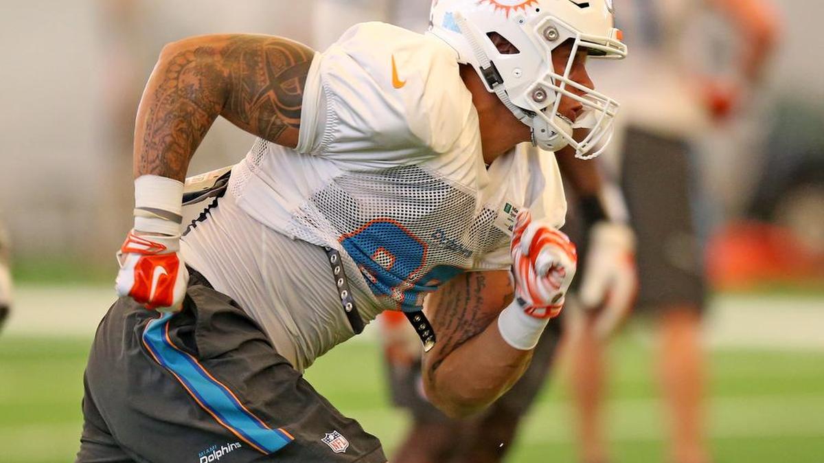 Miami Dolphins defensive end Quincy Redmon at practice at the Miami Dolphins training facility in Davie, Florida, August 22, 2018.