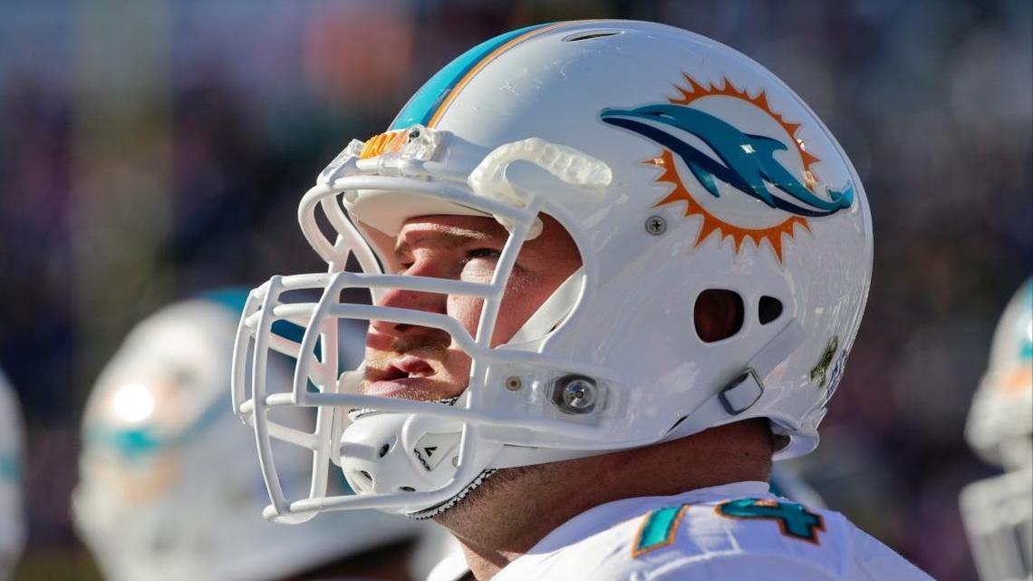 Miami Dolphins tackle Jason Fox (74) watches his team play during the second half against the Buffalo Bills on Sunday, Nov. 8, 2015, in Orchard Park, N.Y.