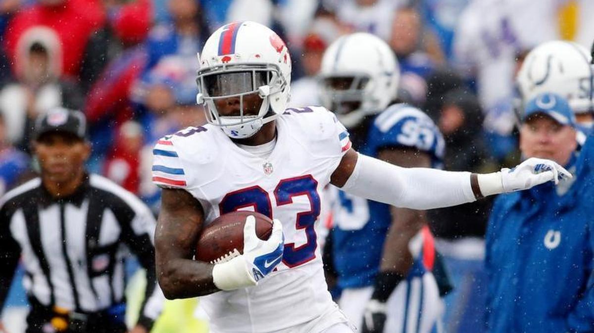 Bills safety Aaron Williams has officially retired from football. His last NFL snap came in Miami.