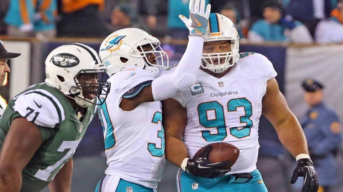 Ndamukong Suh on LeGarrette Blount, more or less: I’m on to Pittsburgh.