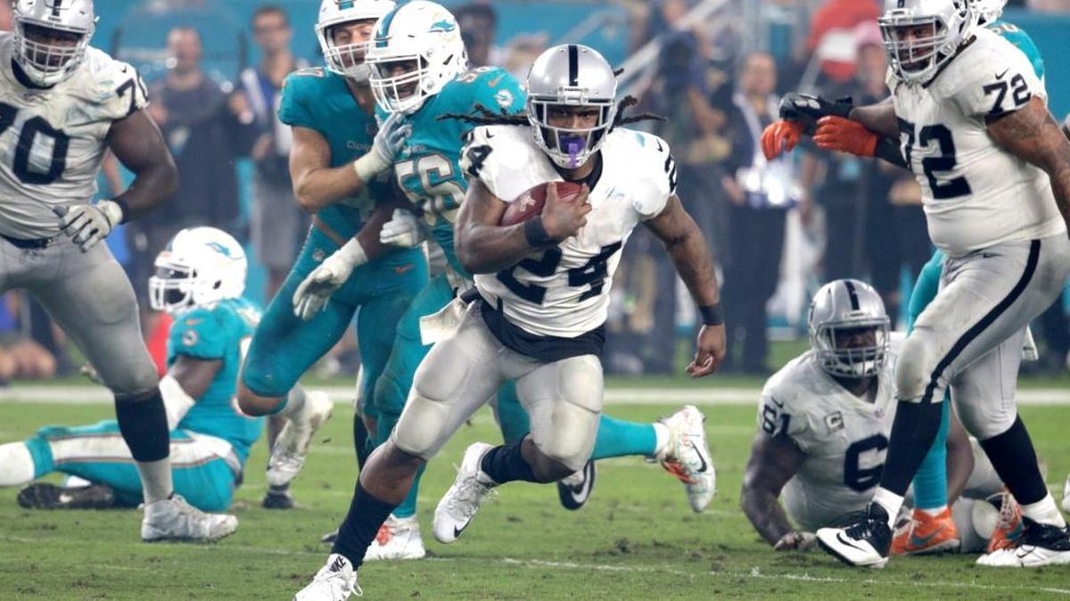 The Raiders had plenty of open space against the Dolphins Sunday.