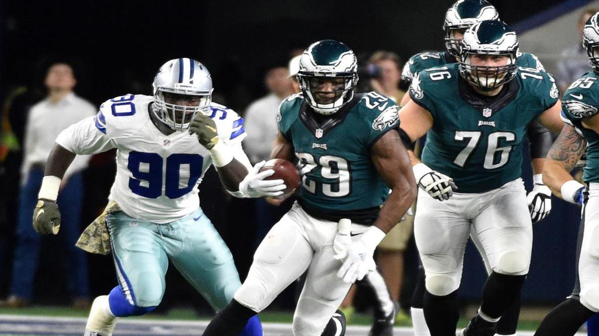 Since Week 5, the Eagles ground attack, led by DeMarco Murray, above, and Ryan Mathews, is second in the NFL in rush yards per game and is averaging 5.1 yards per attempt. The Dolphins are 31st in the NFL in run defense.