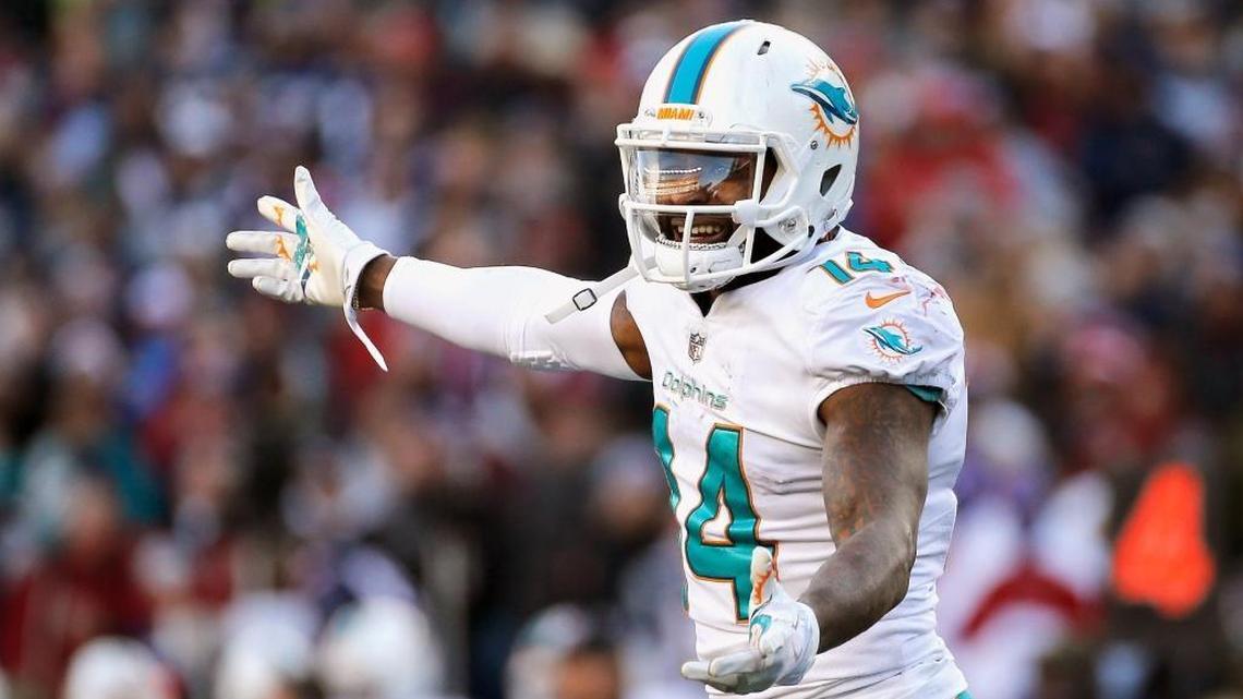 Dolphins receiver Jarvis Landry disagrees with Adam Gase’s decision not to challenge a late call that went against Miami in Sunday’s game against the New England Patriots in Foxborough, Massachusetts, on Nov. 26, 2017.