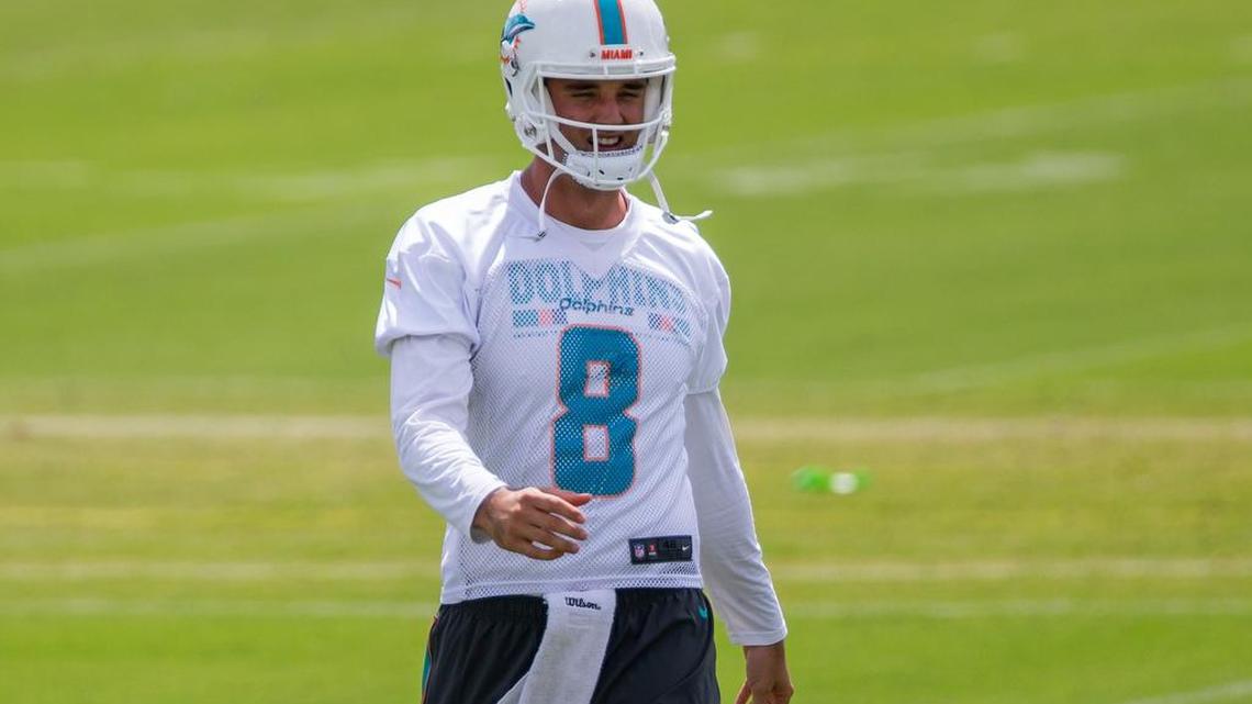 Quarterback Brock Osweiler (8) is trying to salvage his career and win the Dolphins' backup quarterback job. His accuracy has been erratic in offseason practices.