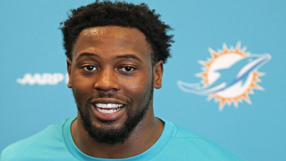 The Dolphins' Charles Harris speaks to the media at Miami Dolphins minicamp at the Dolphins training facility in Davie on Fri., May 5, 2017.