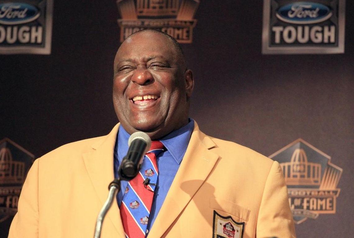 Larry Little smiles as the Pro Football Hall of Fame and Ford Motor Company paid tribute to former Miami Dolphin Larry Little at his high school alma mater, Miami’s Booker T. Washington High School.