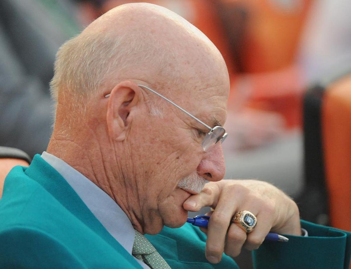 Dick Anderson attends a public memorial held at Sun Life Stadium for former Dolphins player and broadcaster Jim Mandich on May 4, 2011. In attendance were Hall of Famers Don Shula, Nick Buoniconti, Bob Griese, Larry Little as well as other members of the Perfect Season and the Dolphins family.