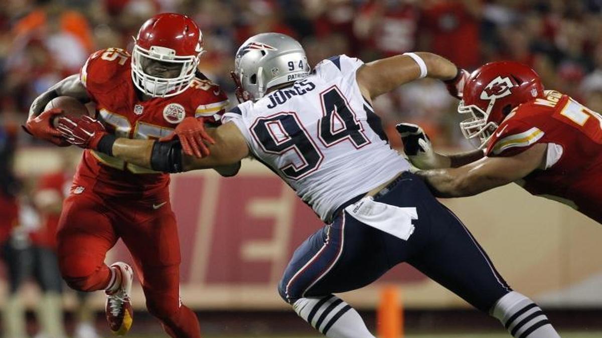 Chris Jones (94), shown in a Sept. 2014 game, has been claimed by the New England Patriots.