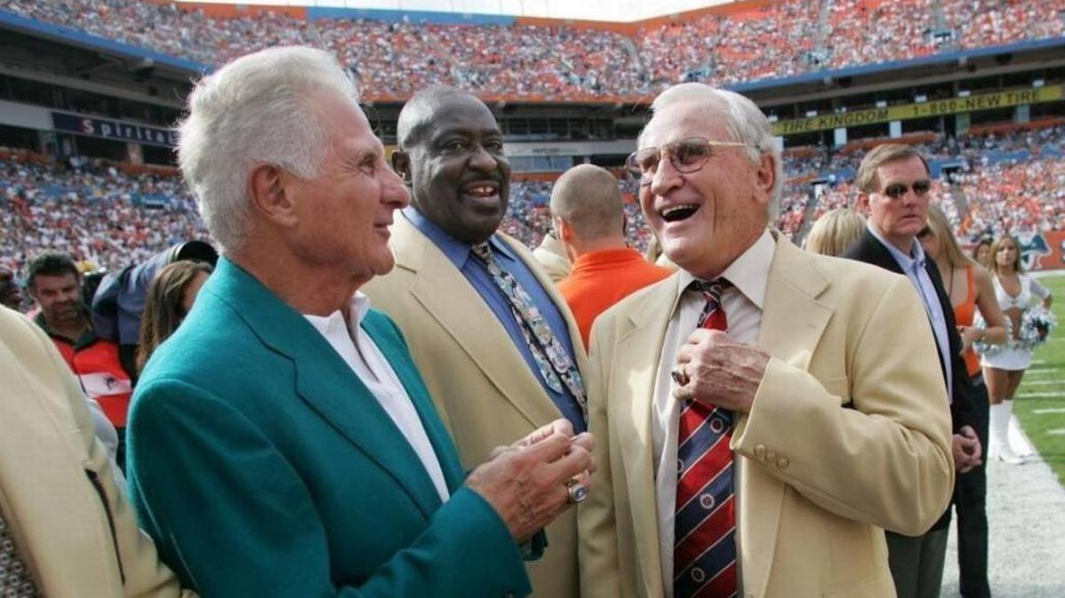Dolphins legend Nick Buoniconti (left) with another Hall of Famer, former coach Don Shula