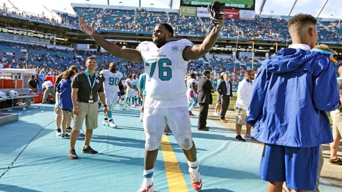 Branden Albert might miss just one game with a dislocated wrist.