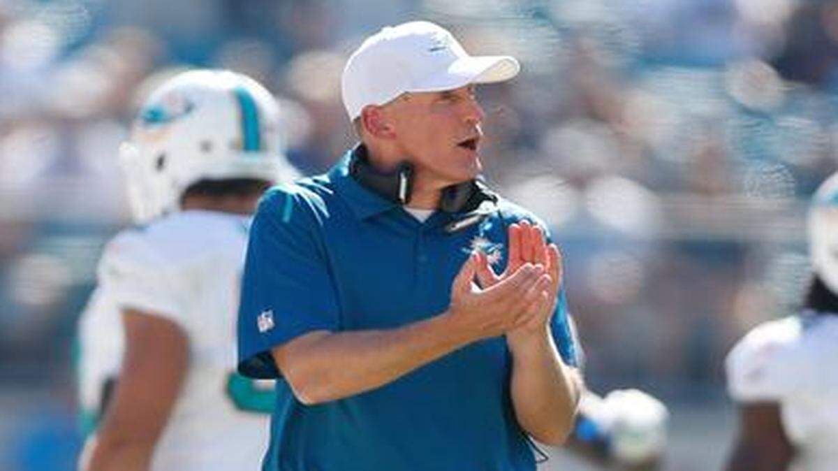 
Joe Philbin said the Dolphins have to “start playing the way we are capable of as a team for 60 minutes week-in and week-out.”
