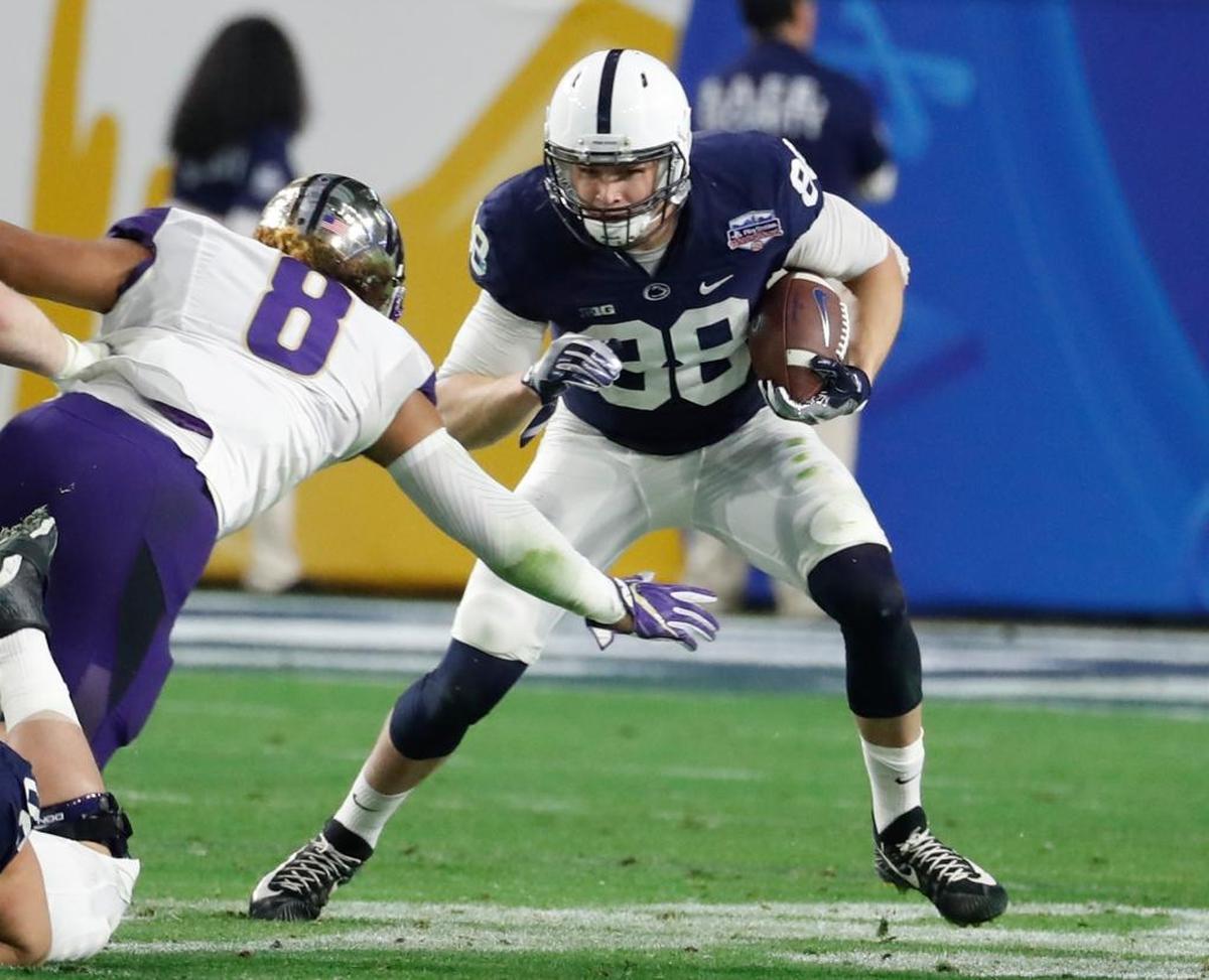Penn State tight end Mike Gesicki (88) against Washington during the Fiesta Bowl NCAA college football game, Sat., Dec. 30, 2017, in Glendale, Ariz.