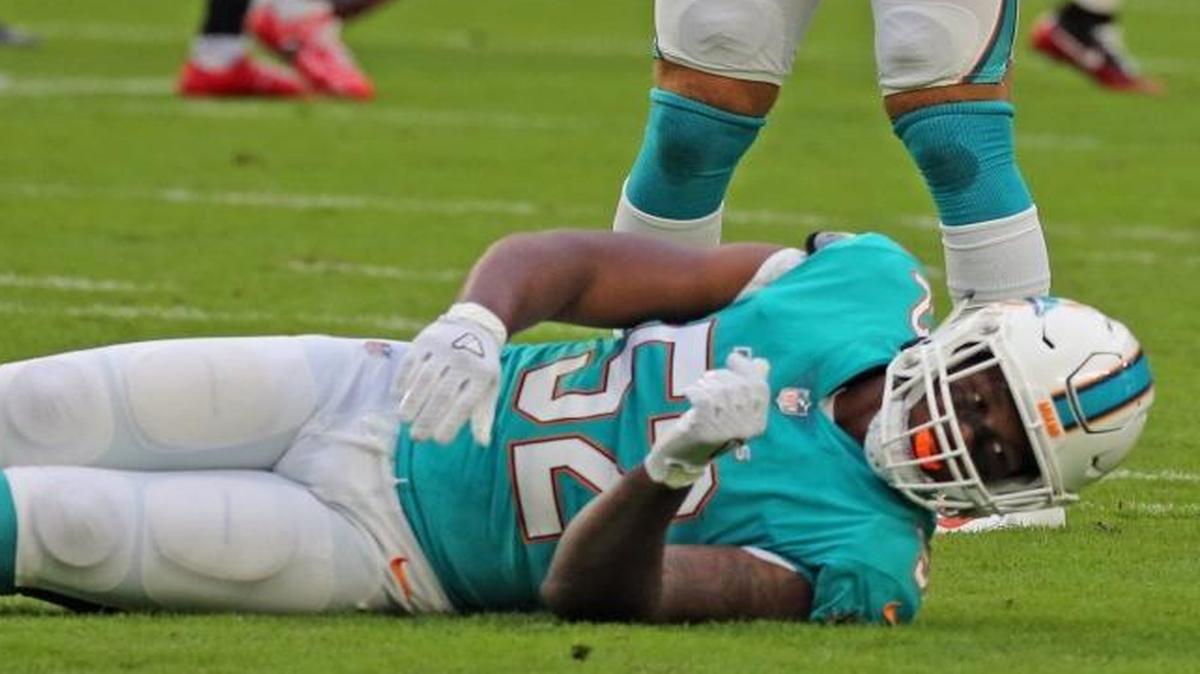 Raekwon McMillan is out for the season after tearing his ACL Thursday night.