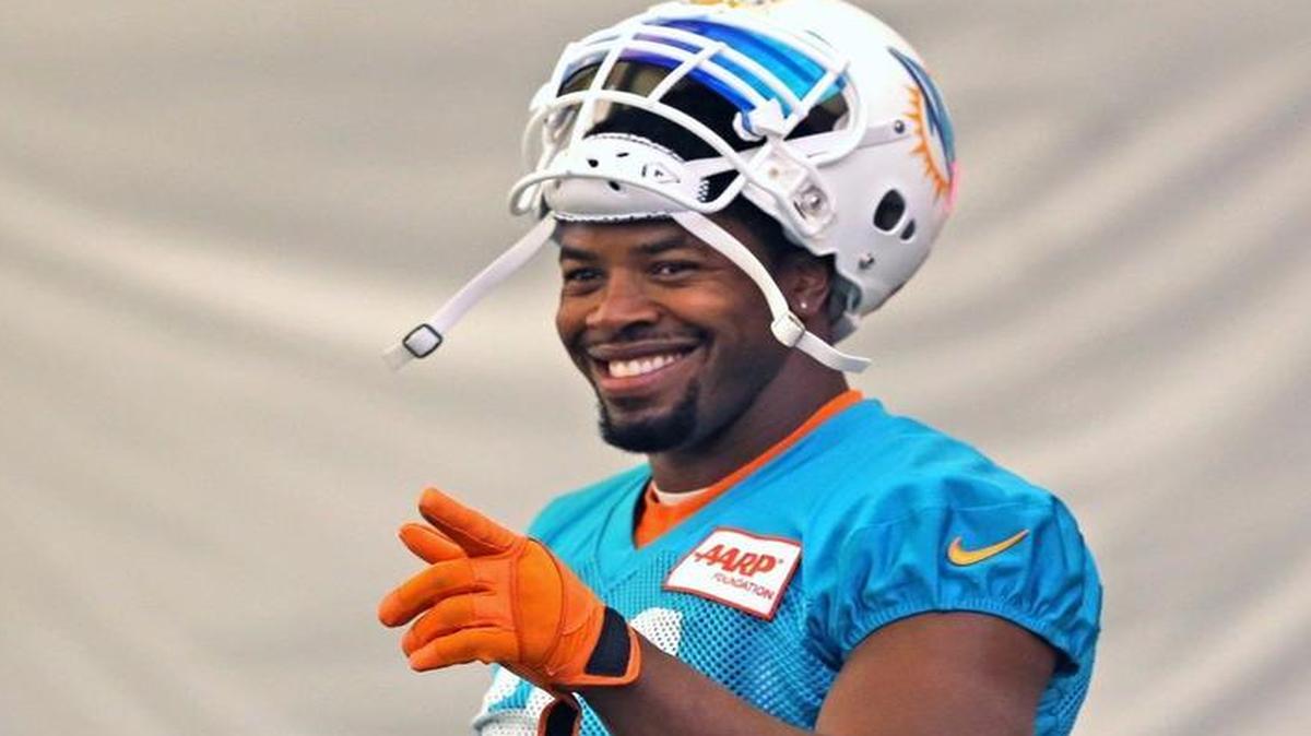 
Dolphins defensive end Cameron Wake says he still feels great at 33 but knows nothing lasts forever: [Father Time] is “the only thing that’s undefeated in this league,” he said.
