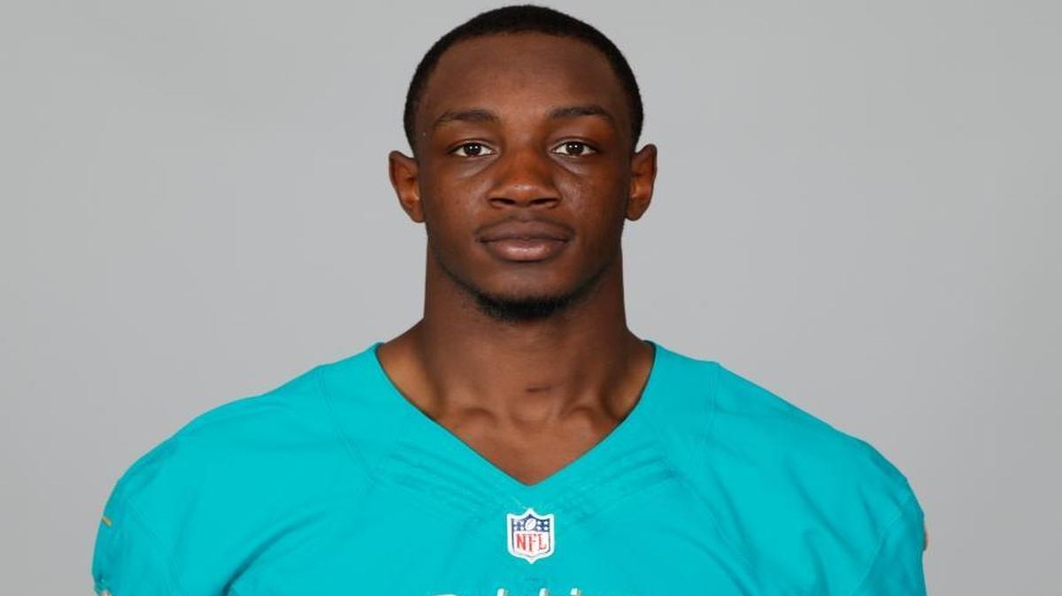 
The Dolphins are happy to have undrafted linebacker Neville Hewitt, whom general manager Dennis Hickey said was a draftable player who “just kind of fell through the cracks.”
