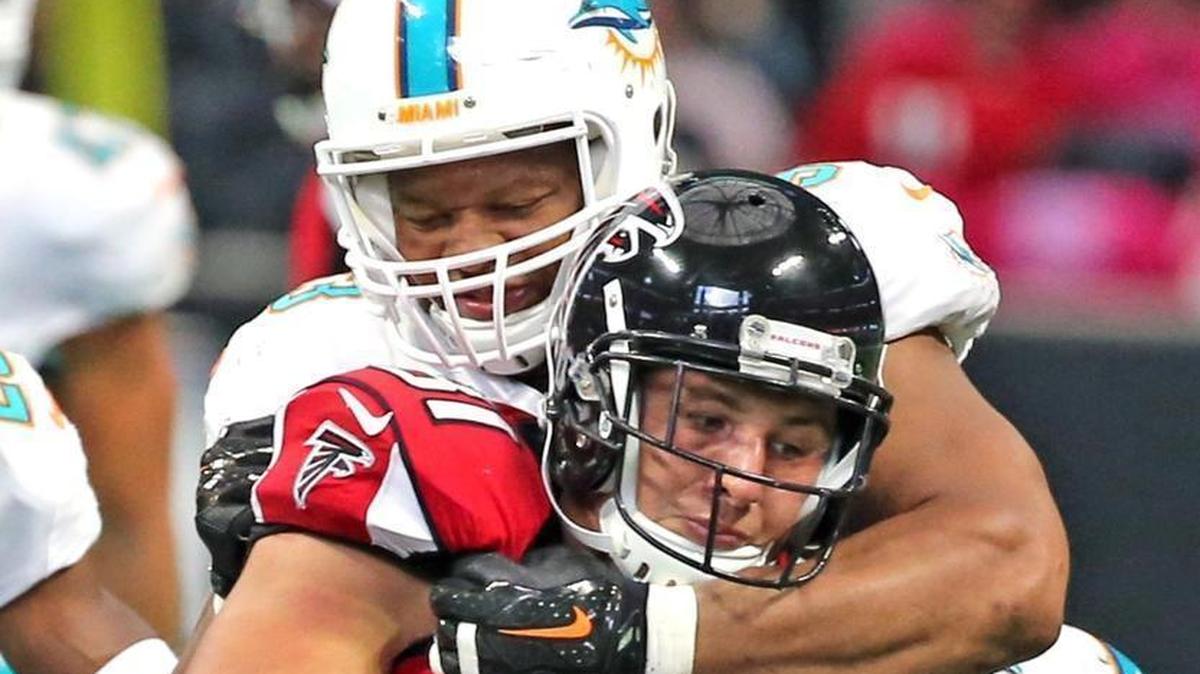 Ndamukong Suh is the team MVP.