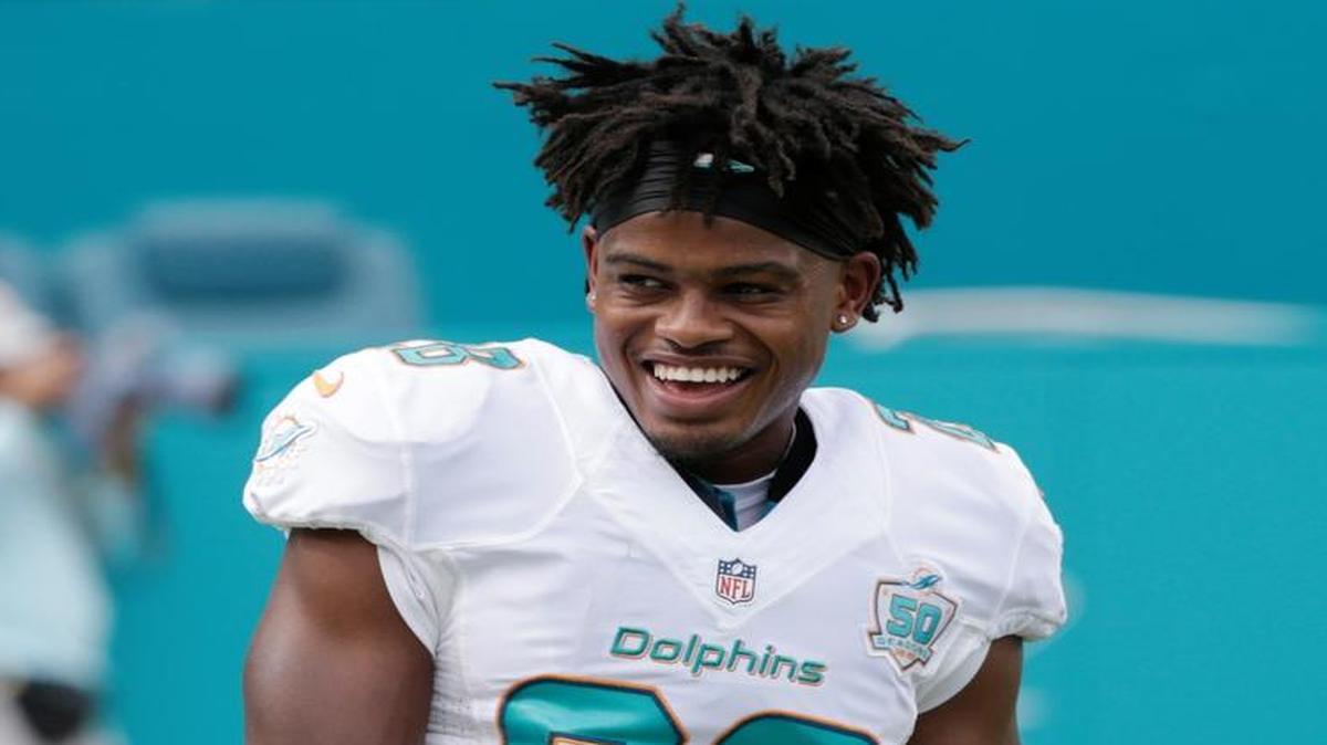 Miami Dolphins cornerback Bobby McCain warms up before a game against the Buffalo Bills, Sunday, Sept. 27, 2015 in Miami Gardens, Fla.