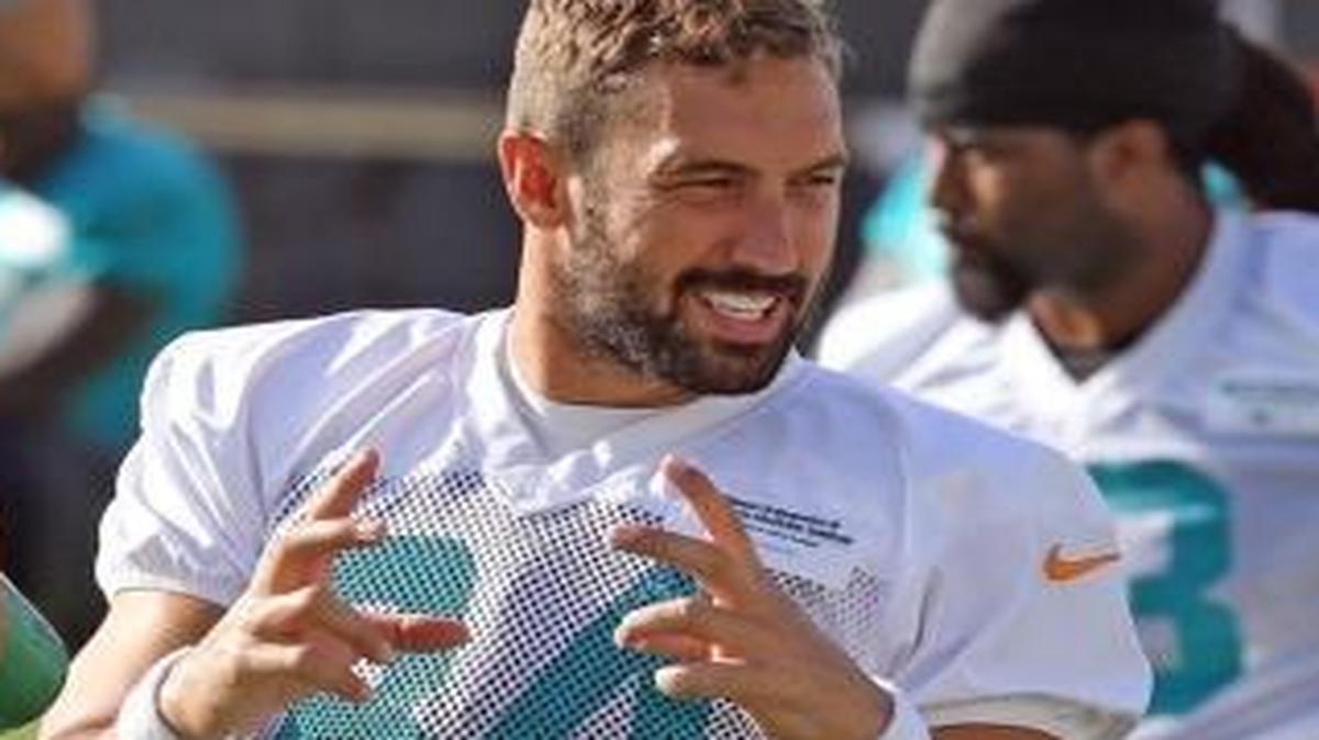 Dolphins aren’t sure when Jordan Cameron, left, will return.
