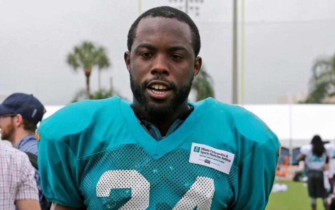 New Dolphins safety Isa Abdul-Quddus takes pride in being a practicing Muslim and hopes Donald Trump isn’t elected.