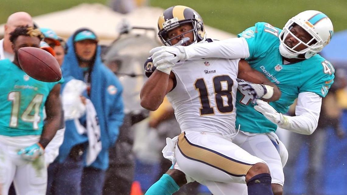 Byron Maxwell, right, did not practice Tuesday against the Dolphins.