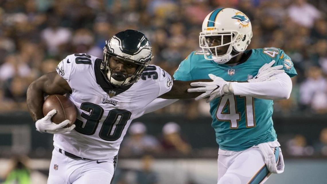 Byron Maxwell did a lot of chasing on Thursday. He might soon be chasing Alterraun Vernern on the depth chart.