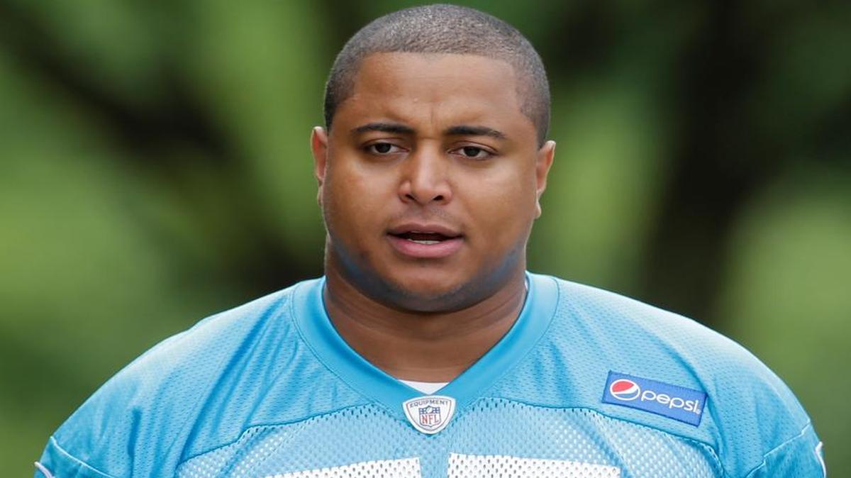 
Carolina Panthers' Jonathan Martin arrives for an Organized Team Activity practice in Charlotte, N.C., Monday, June 8, 2015. 

