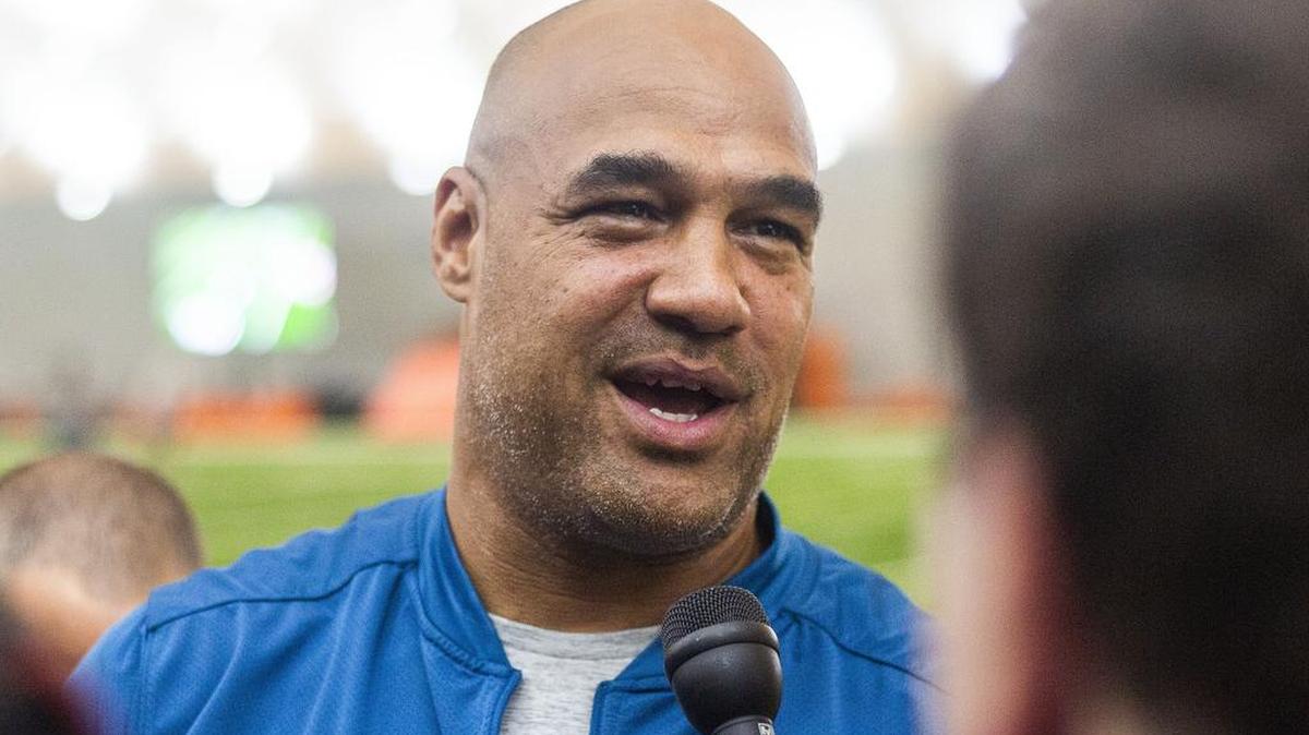 Who is Eric Studesville, the Miami Dolphins’ running backs coach under Brian Flores?