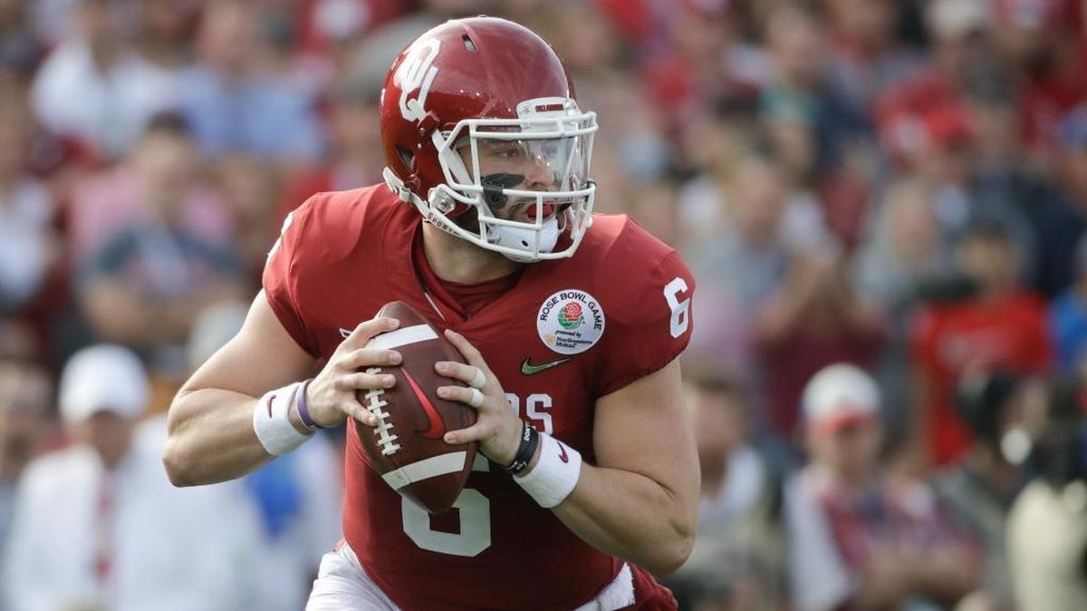 Oklahoma quarterback Baker Mayfield drops back to pass during the Rose Bowl on New Year’s Day.