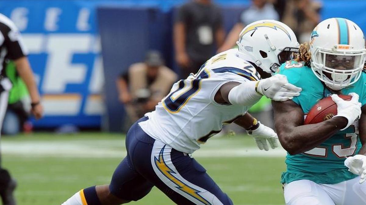 The Dolphins have not lost a close game since Jay Ajayi became their starting running back.