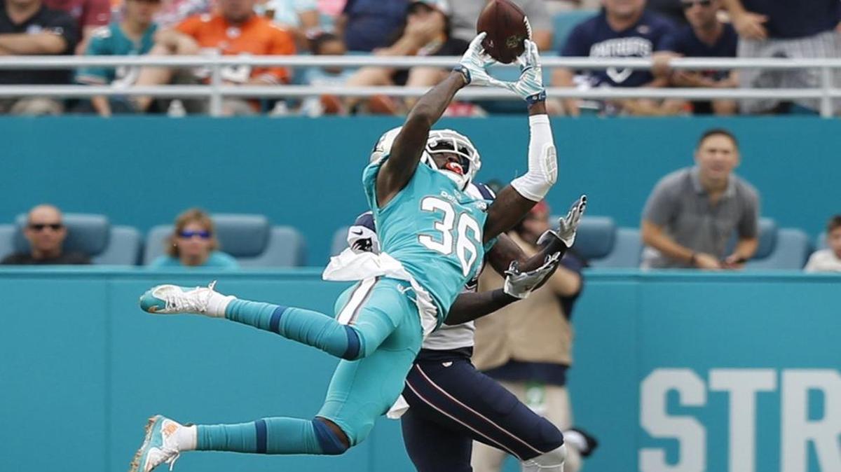Tony Lippett will start at cornerback Sunday.
